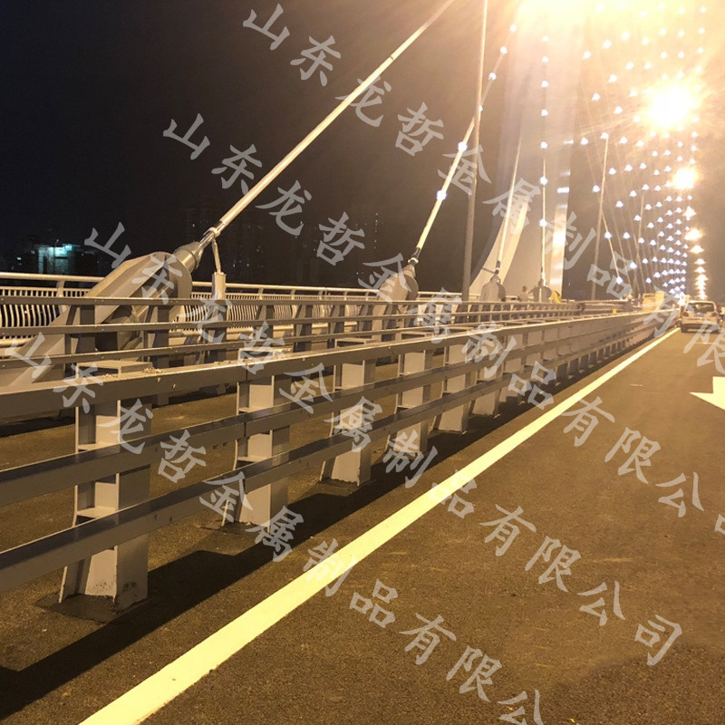 廣東防撞護欄工程案例